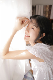 穿越到男子军校的女人